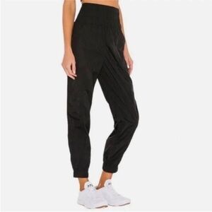 Free People Movement Women's The Way Home Jogger Pants Black Size Small NEW